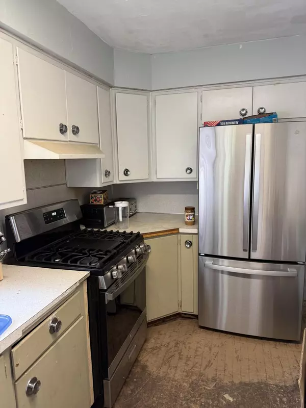 Muskegon, MI 49442,1068 Ada Avenue