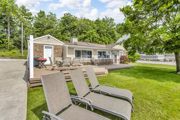 Onsted, MI 49265,220 Pentecost Highway