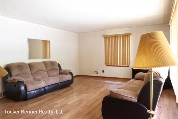 Muskegon, MI 49442,709 Catherine Avenue