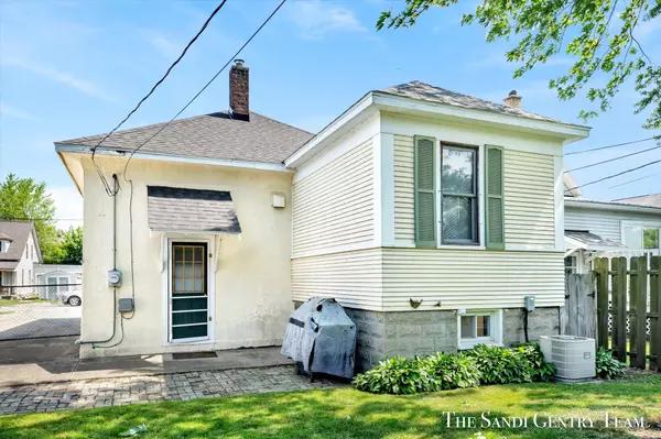 Grand Haven, MI 49417,508 Fulton Street