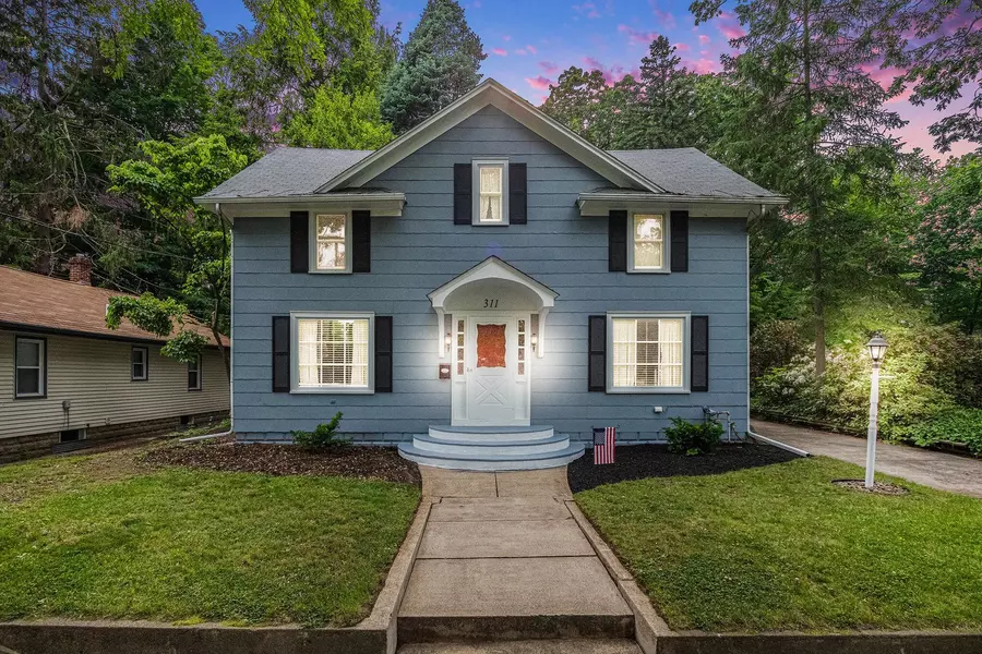 311 Moccasin Street, Buchanan, MI 49107