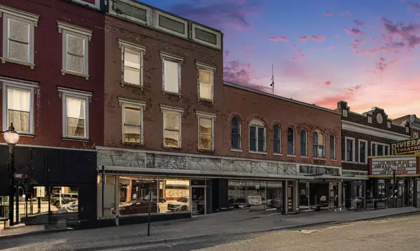 42 N Main Street, Three Rivers, MI 49093