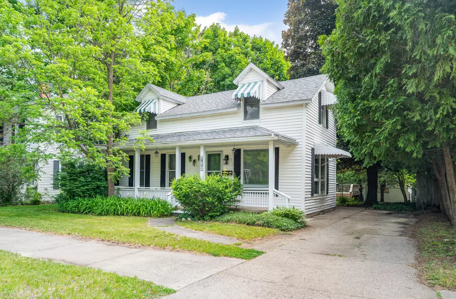 712 Rose Avenue, Big Rapids, MI 49307