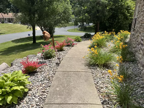 Kalamazoo, MI 49009,5374 Autumn Court