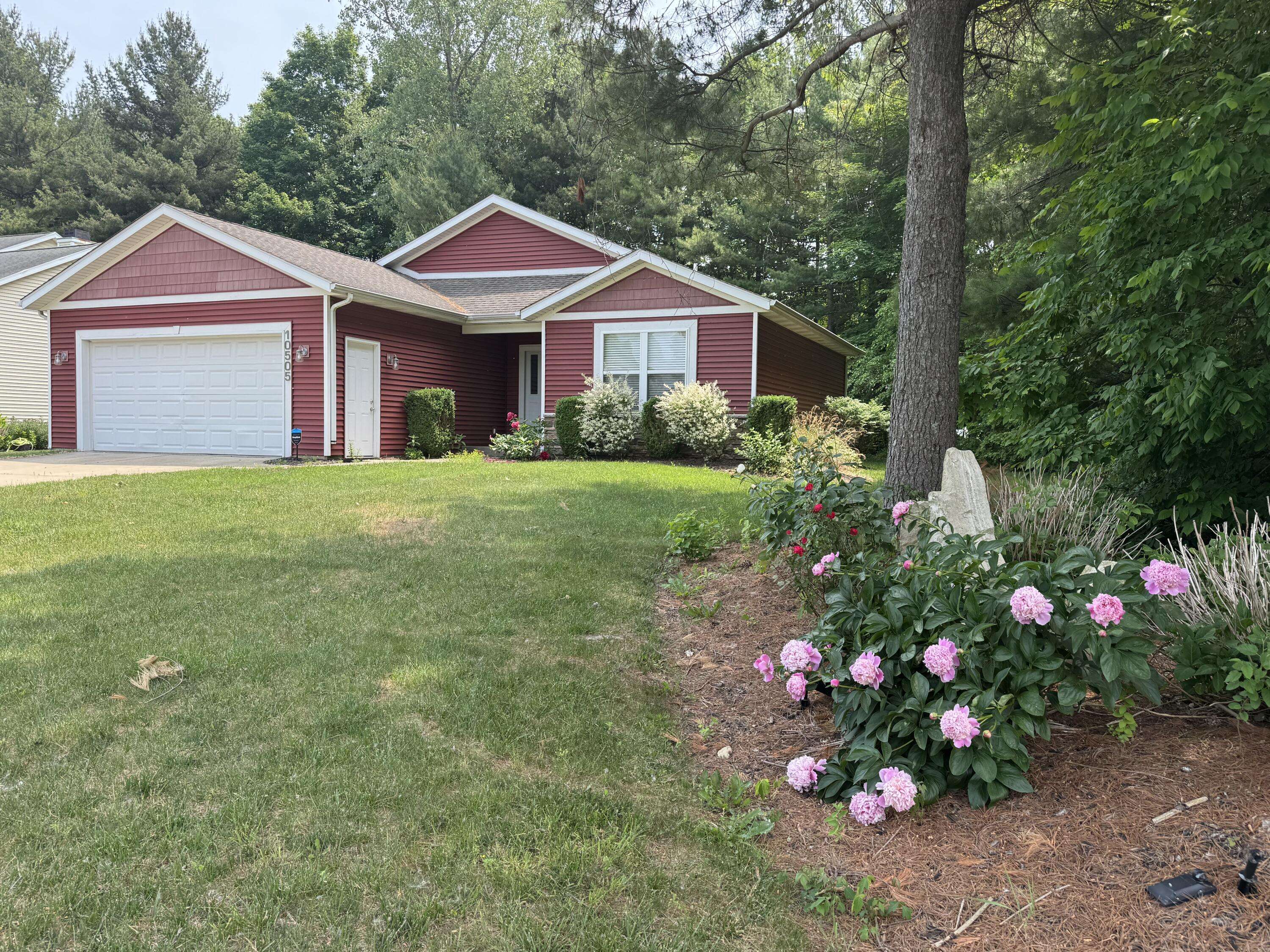 10505 Compton Drive, South Haven, MI 49090
