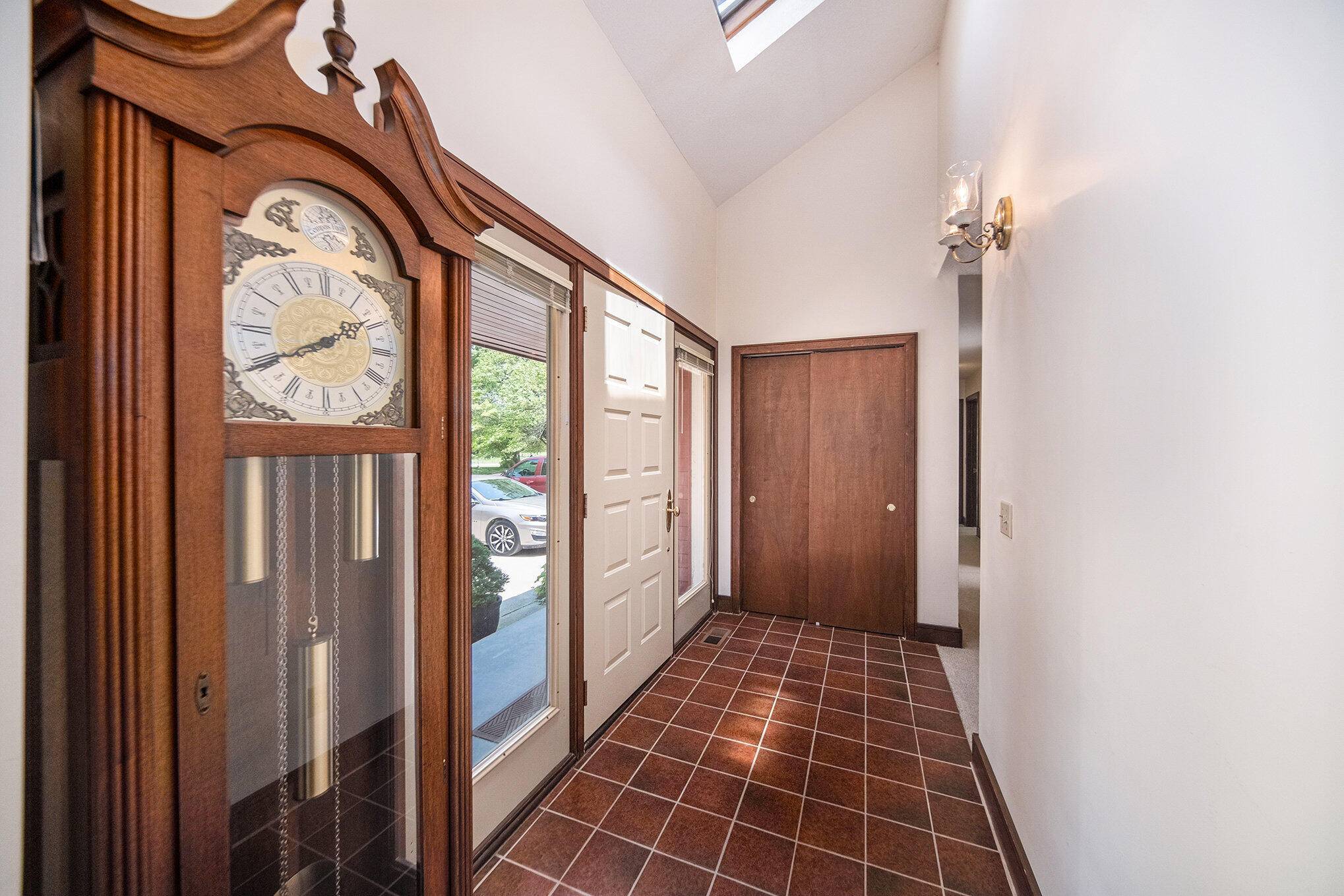Ann Arbor, MI 48103,7385 Macomber Court