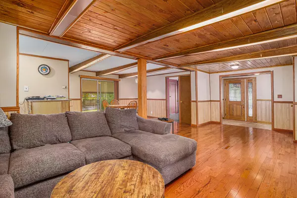 Hesperia, MI 49421,8933 E M 20