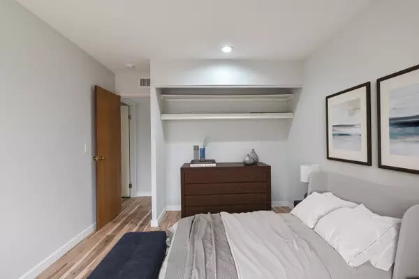 Ann Arbor, MI 48103,1265 S Maple Road #305