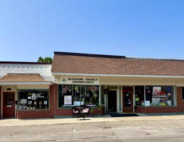 1115 Washington Avenue, Grand Haven, MI 49417