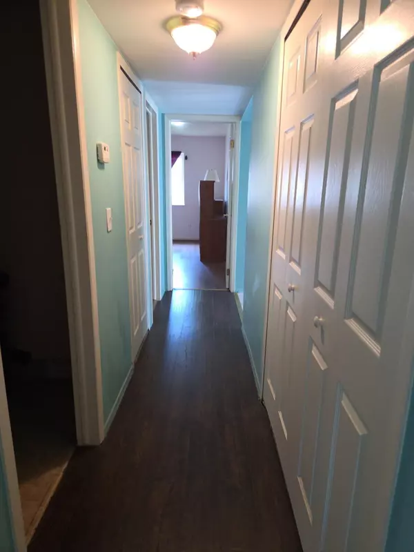 Brownstown, MI 48183,20041 Village Green Court #14