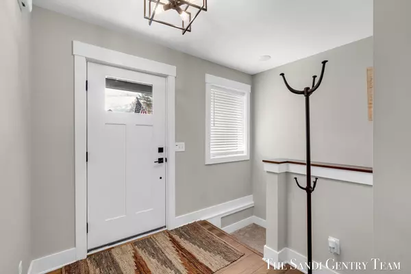 Spring Lake, MI 49456,17947 Spring Tree Court