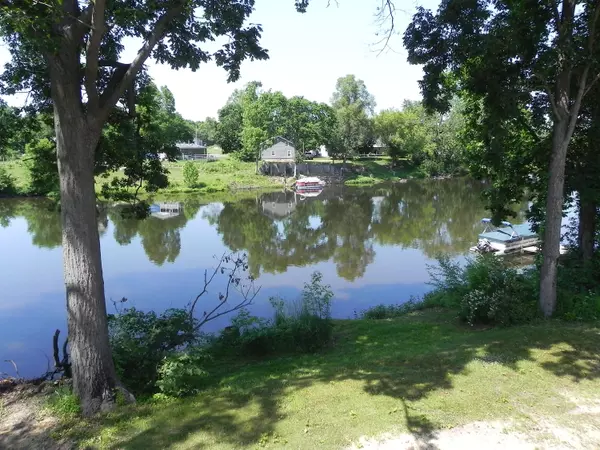 Mendon, MI 49072,26370 S Shore Drive