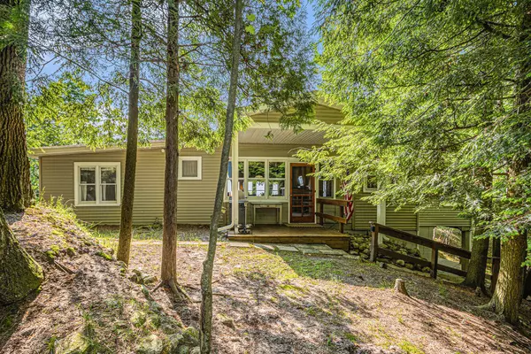 Pentwater, MI 49449,8641 N Perry Avenue