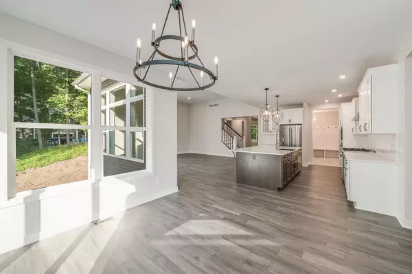 Richland, MI 49083,6490 N Shore Cove