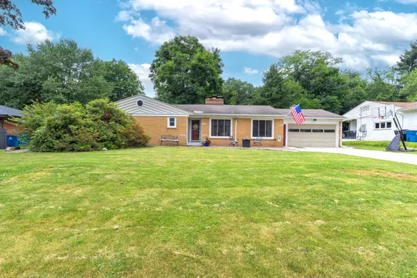 4340 Sunset Drive, Kalamazoo, MI 49008