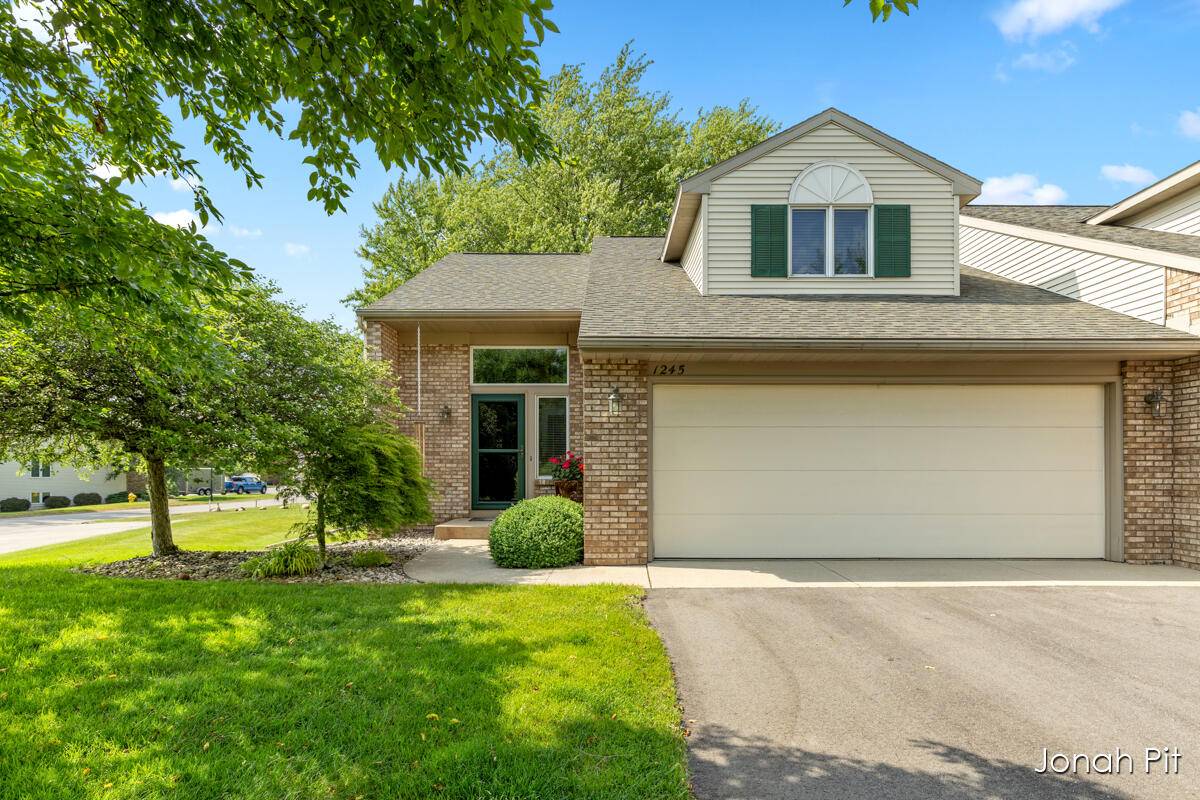 1245 Gleneagle Trail, Hudsonville, MI 49426
