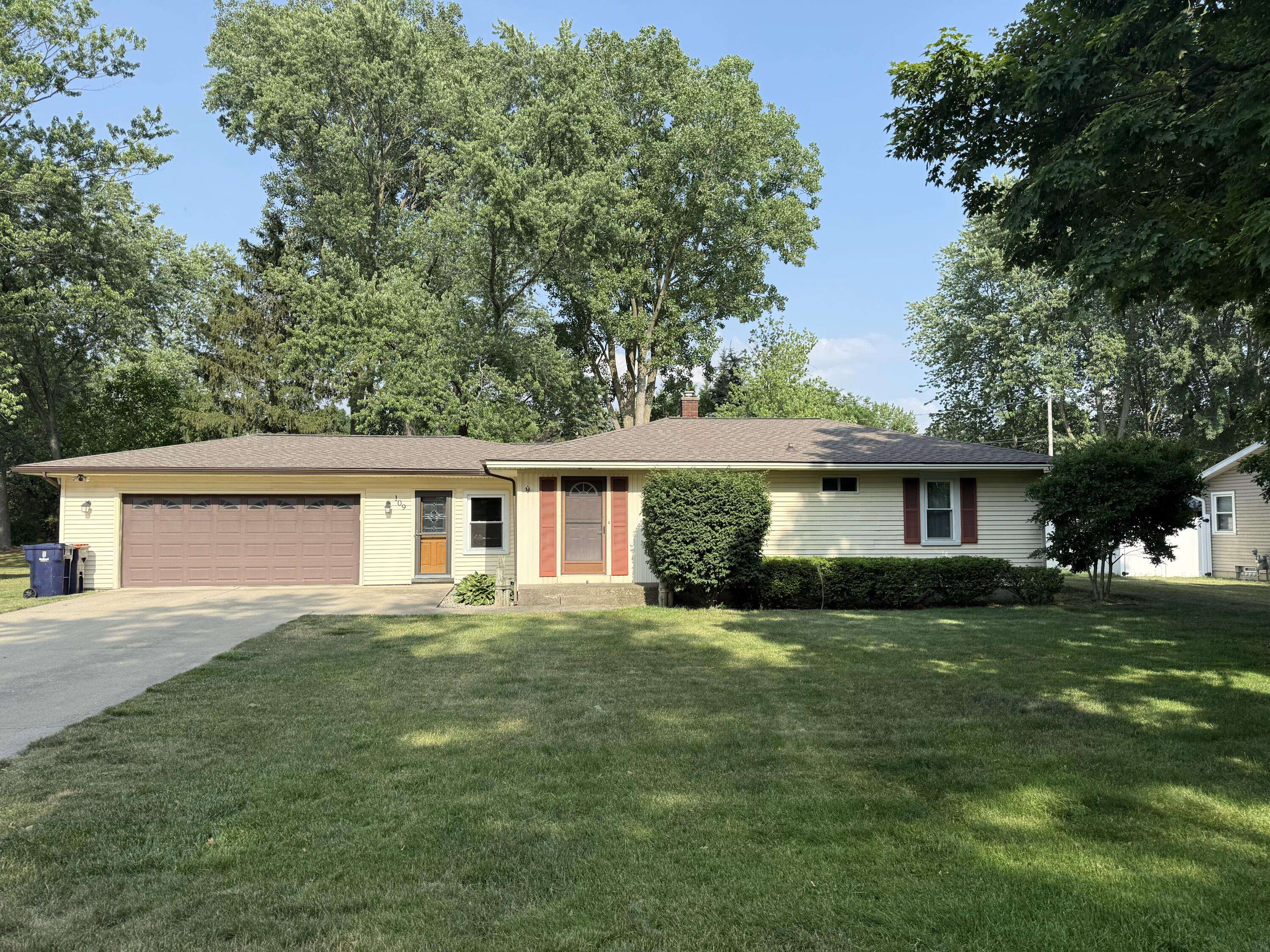 109 Grandview Avenue, Holland, MI 49423