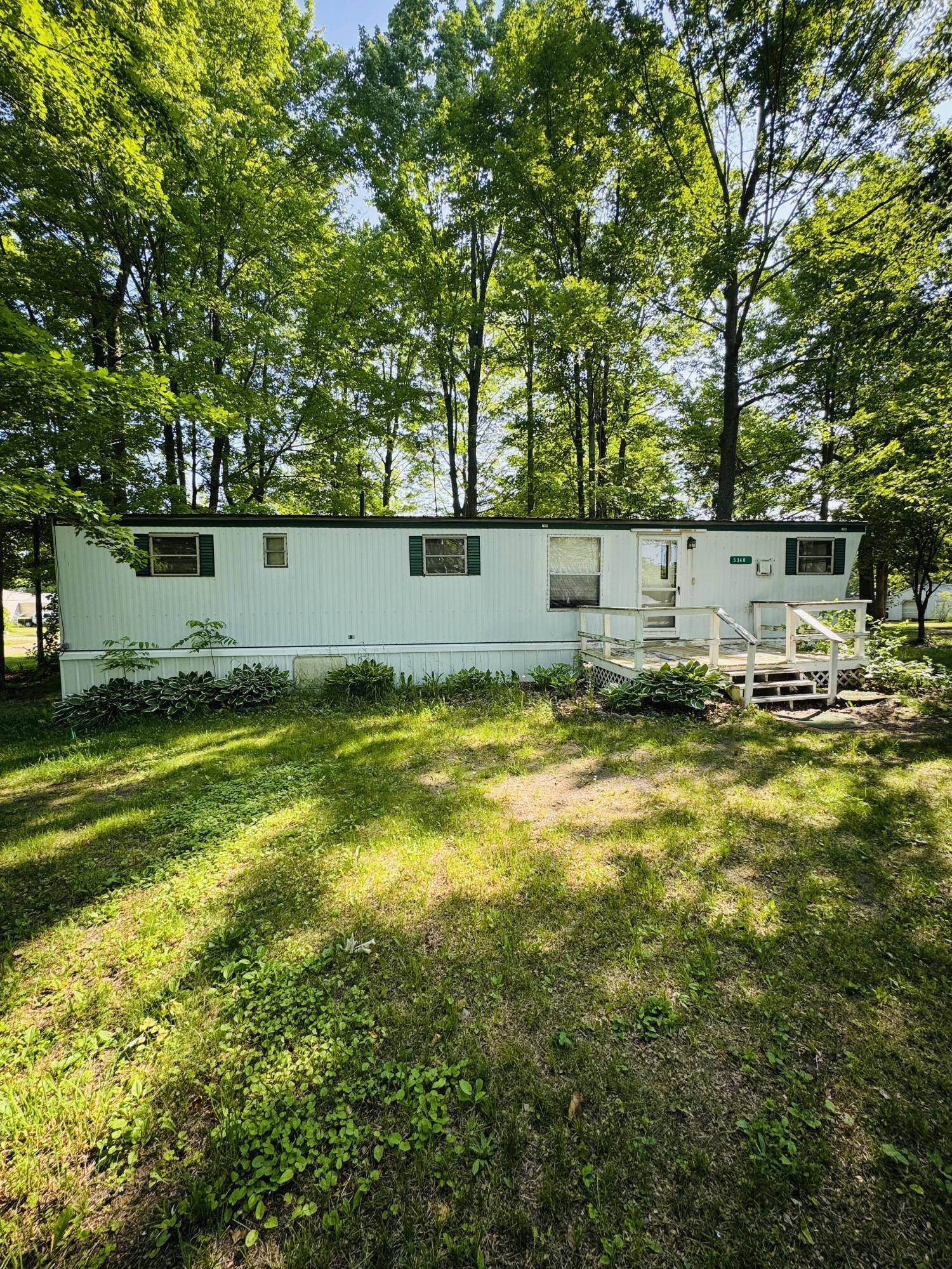 Barryton, MI 49305,5340 Birch Island Drive