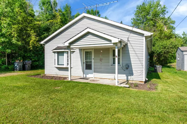 4195 Forest Street, Leonard, MI 48367