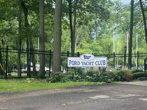 Grosse Ile, MI 48138,Vacant Southpointe Road