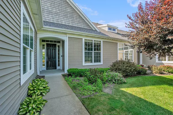 Portage, MI 49024,8842 Oakland Hills Circle