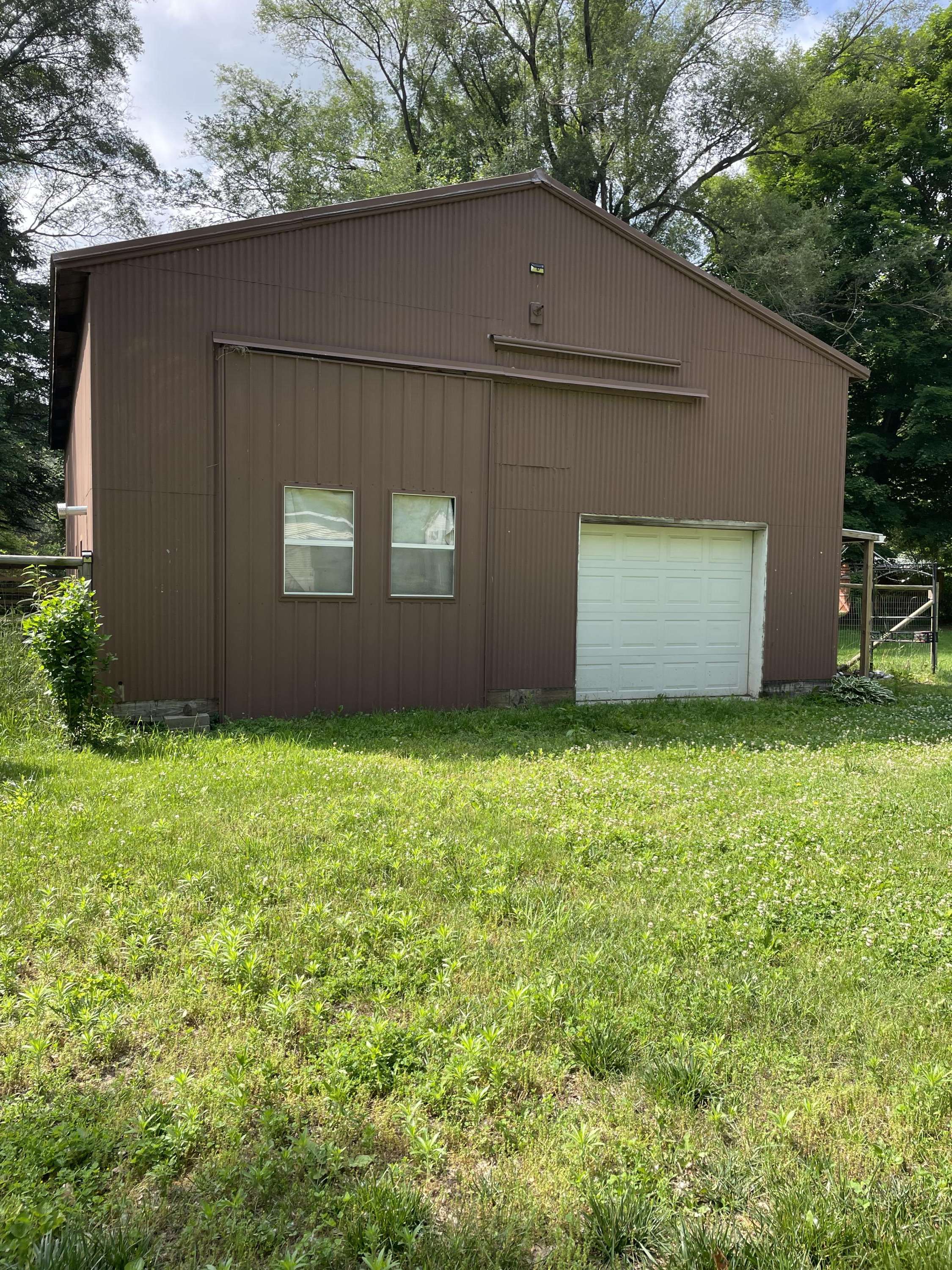 25035 Maple Street, Edwardsburg, MI 49112