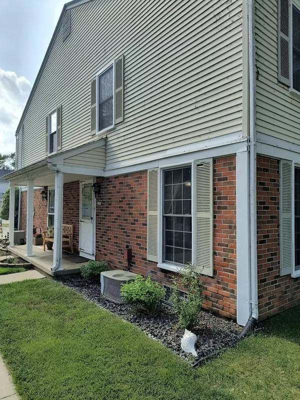 Harrison Township, MI 48045,24654 Spring Lane