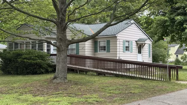 Holland, MI 49423,747 Aster Avenue