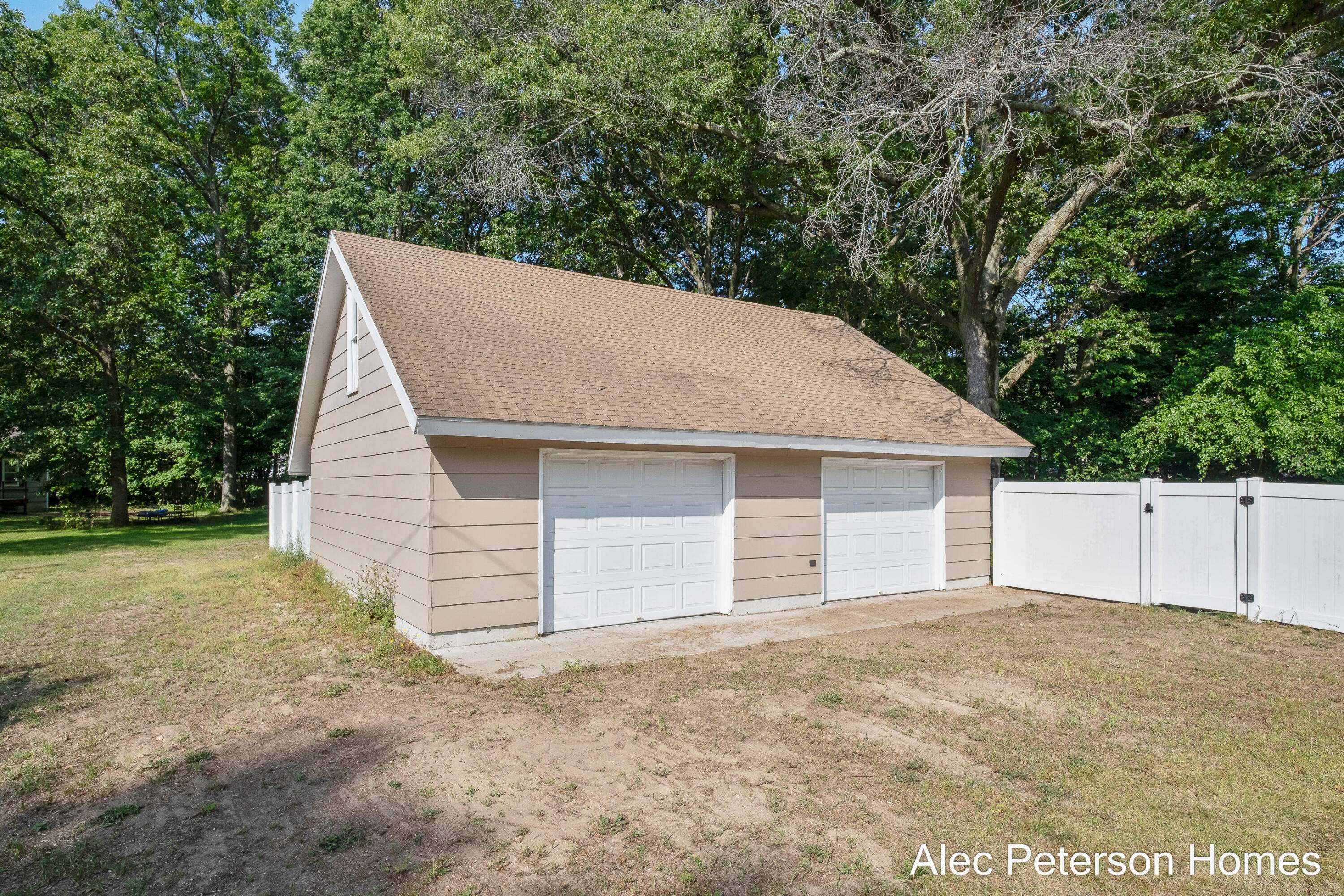 Grand Haven, MI 49417,15678 Mercury Drive