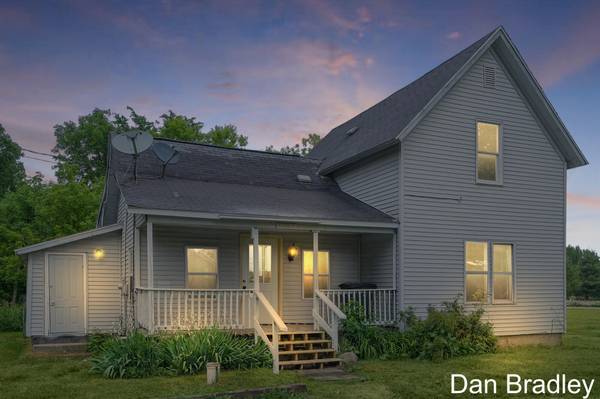 15808 Sherman Street, Coral, MI 49322