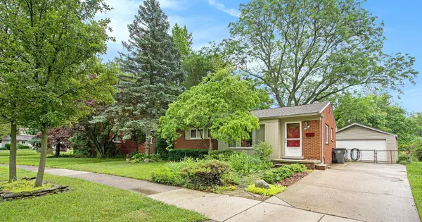 701 Betty Lane Drive, Inkster, MI 48141