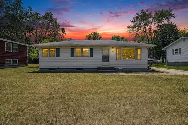 Norton Shores, MI 49441,1975 Southwood Avenue