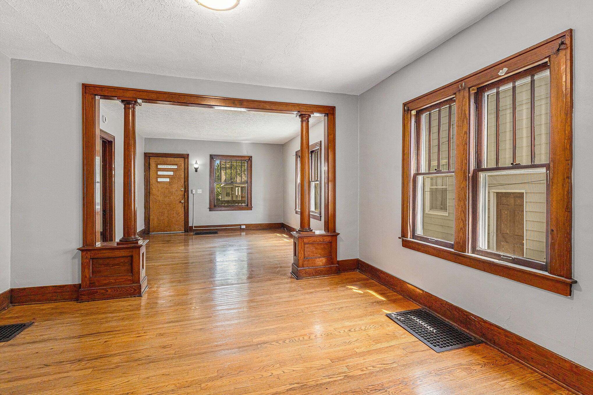 Grand Rapids, MI 49504,941 Mcreynolds NW Avenue