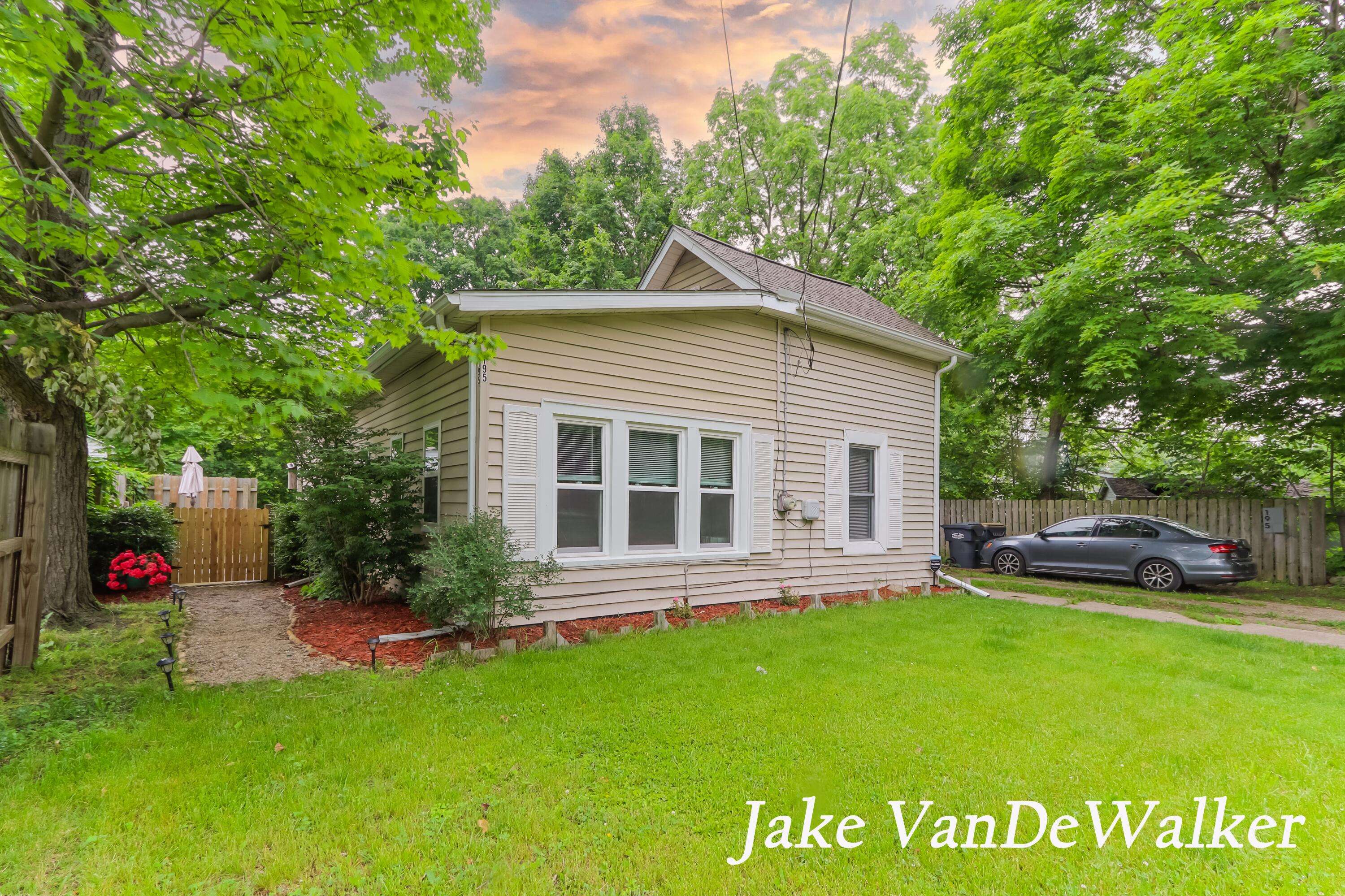 Galesburg, MI 49053,195 New Street