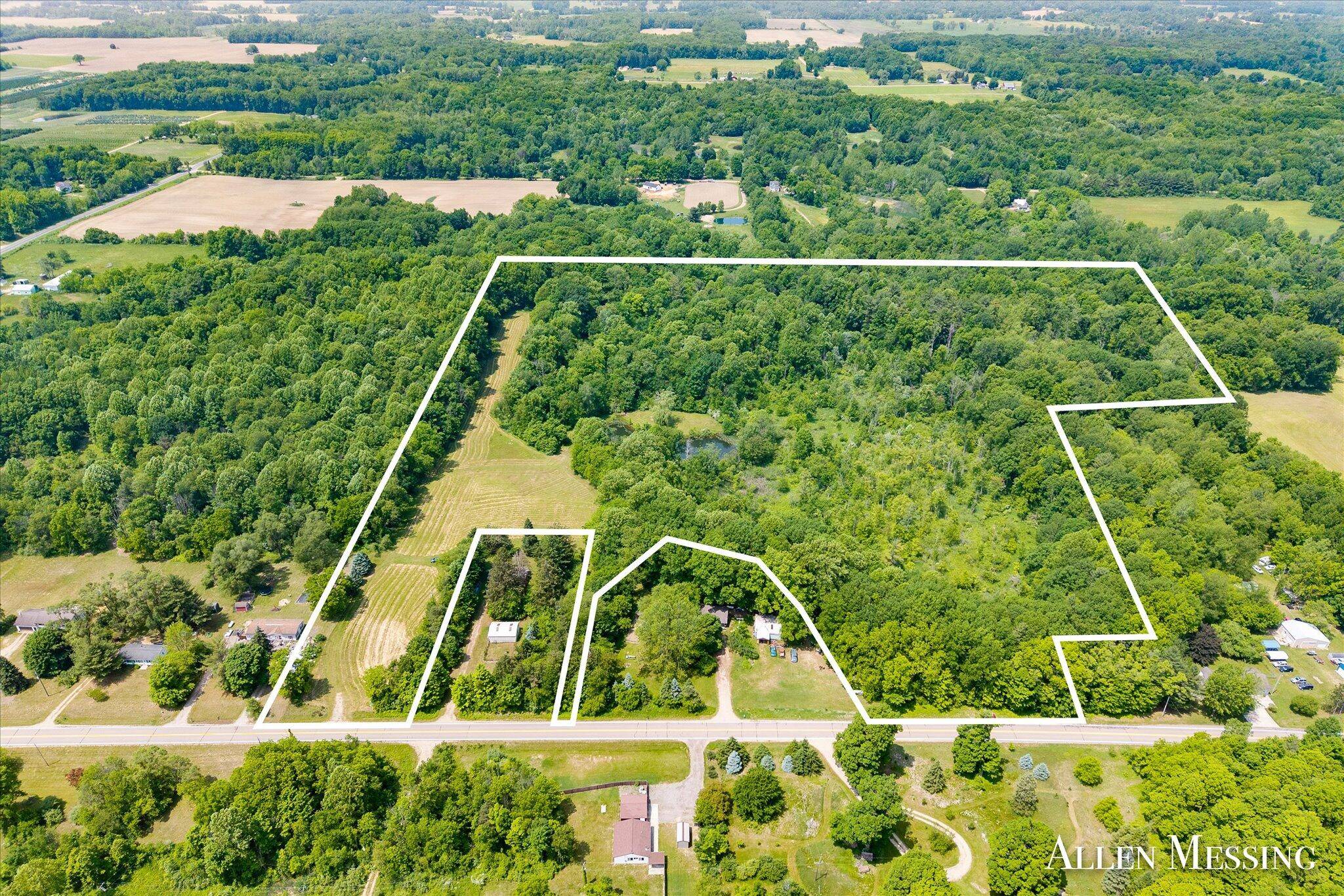 262 40th Street, Allegan, MI 49010