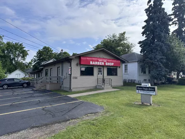 1706 W Morrell Street, Jackson, MI 49203