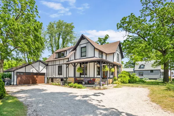 South Haven, MI 49090,1051 Phoenix Street