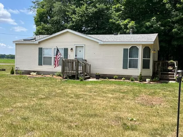 Paw Paw, MI 49079,47866 CR 653