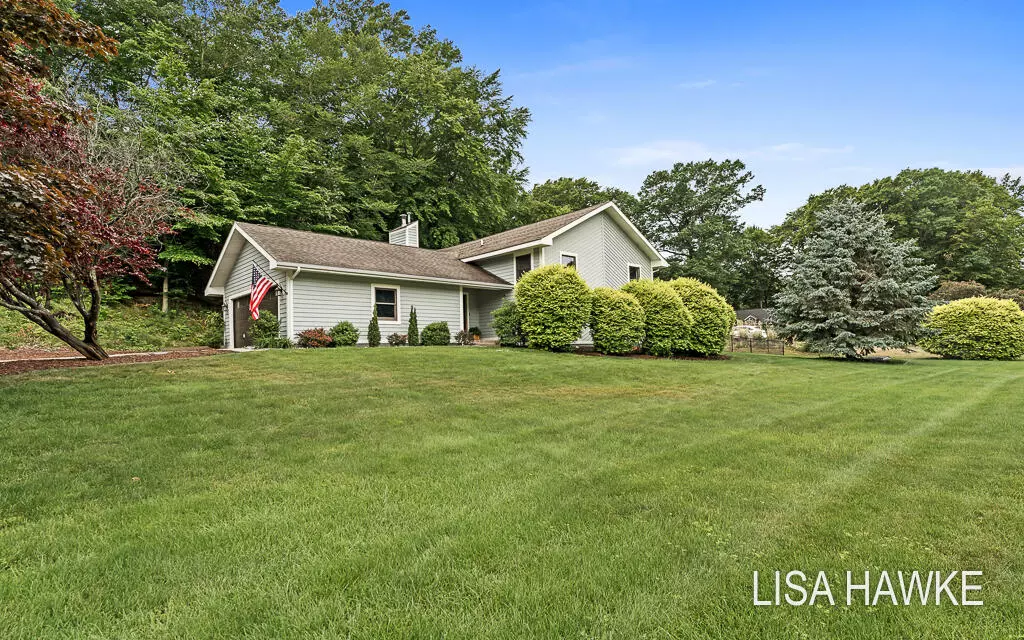 Grand Haven, MI 49417,17400 Beech Hill Drive