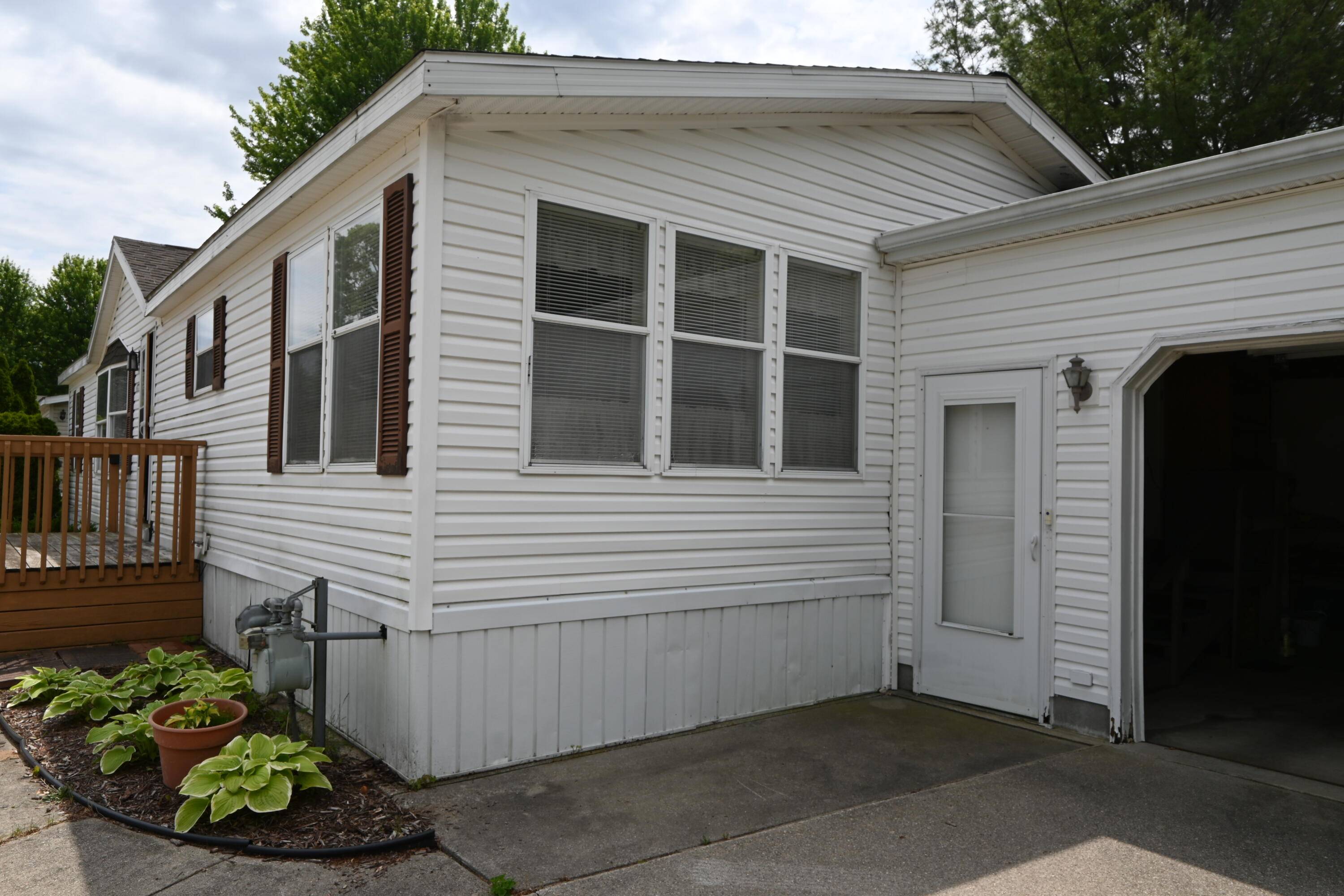 Muskegon, MI 49442,4105 Sawgrass Trail