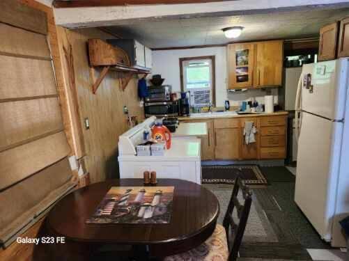 Holton, MI 49425,7831 Holton-Duck Lake Road
