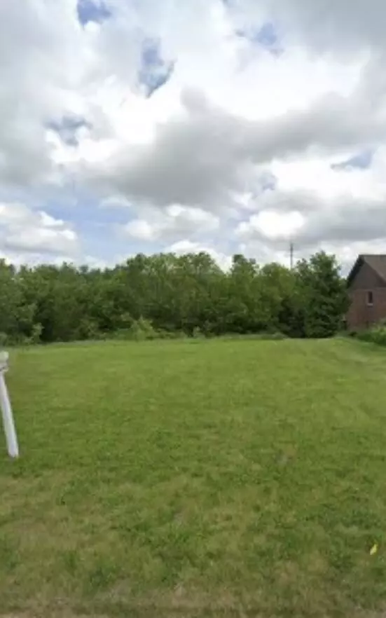 Lapeer, MI 48446,555 Old Farm Lane