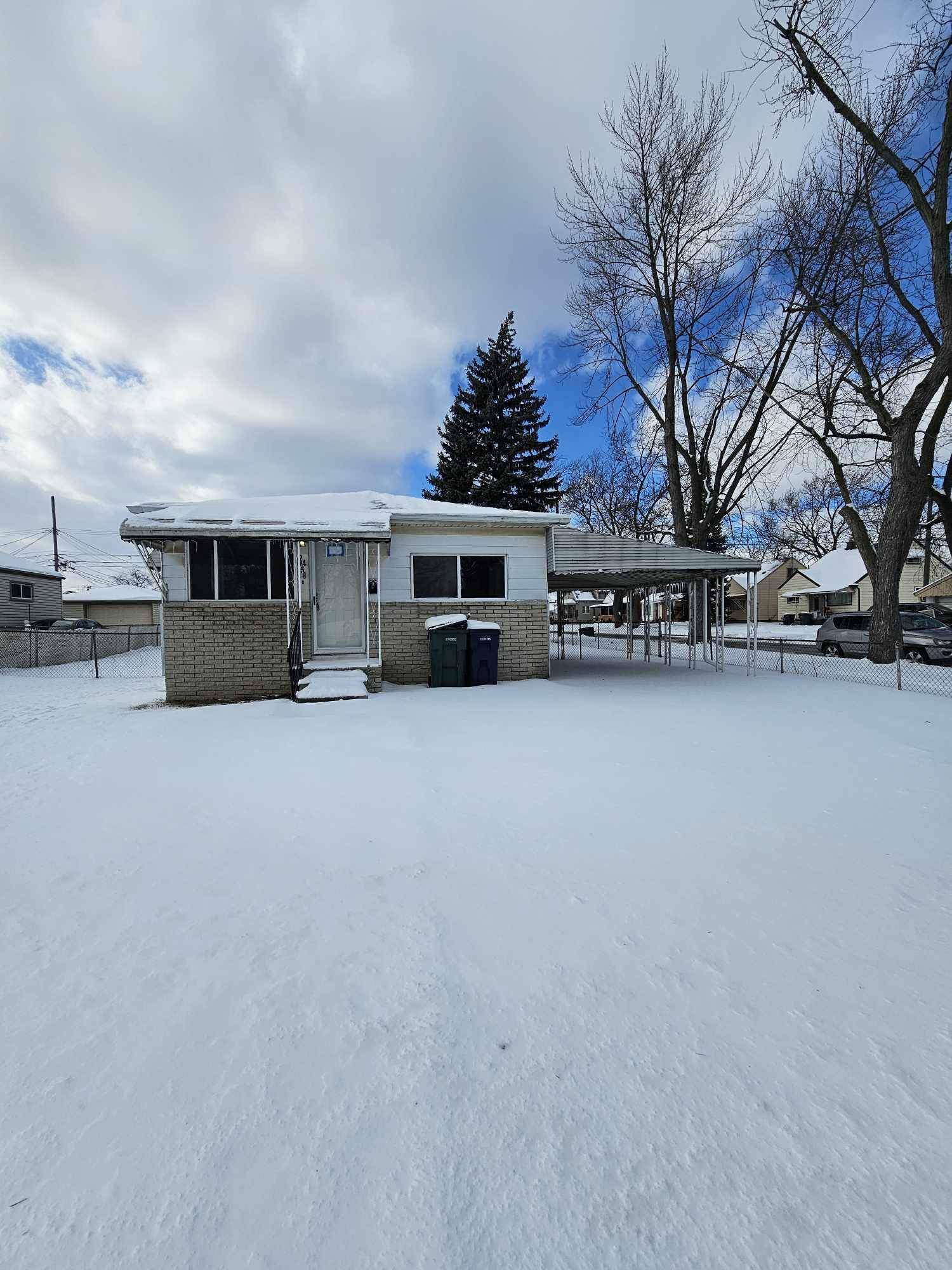 Lincoln Park, MI 48146,2458 River Drive