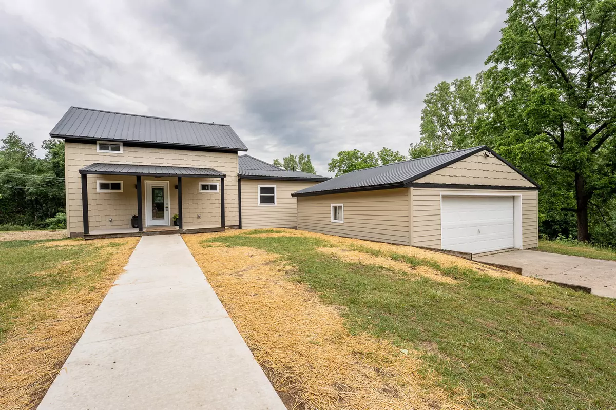 Plainwell, MI 49080,1021 Marsh Road