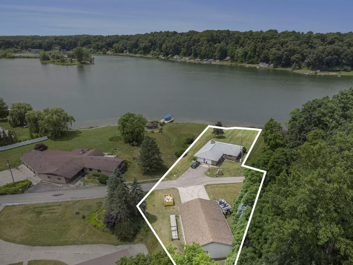 Dowling, MI 49050,11512 Willow Cove Drive