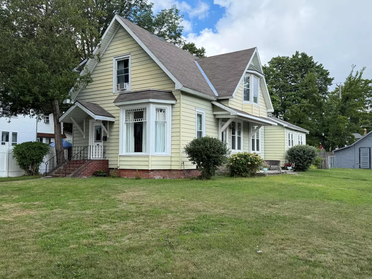 Ludington, MI 49431,409 E Filer Street