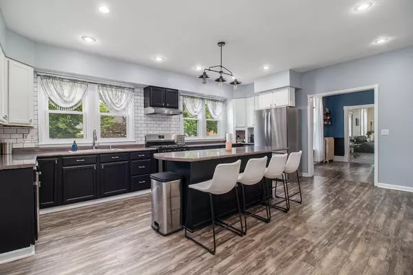 Ludington, MI 49431,409 E Filer Street