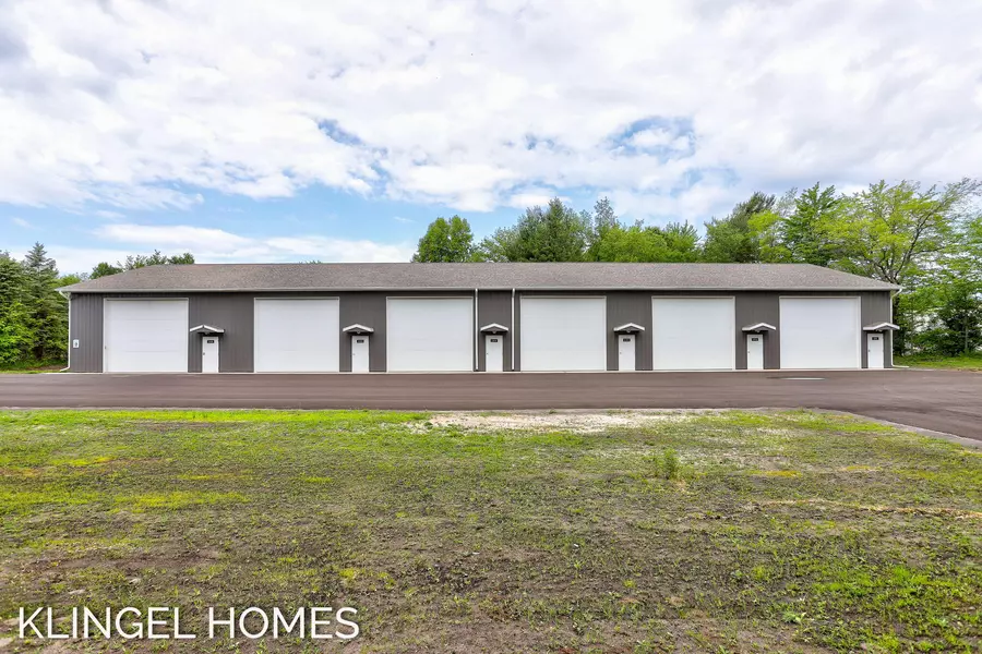 1392 Wilson Road #102, Norton Shores, MI 49456