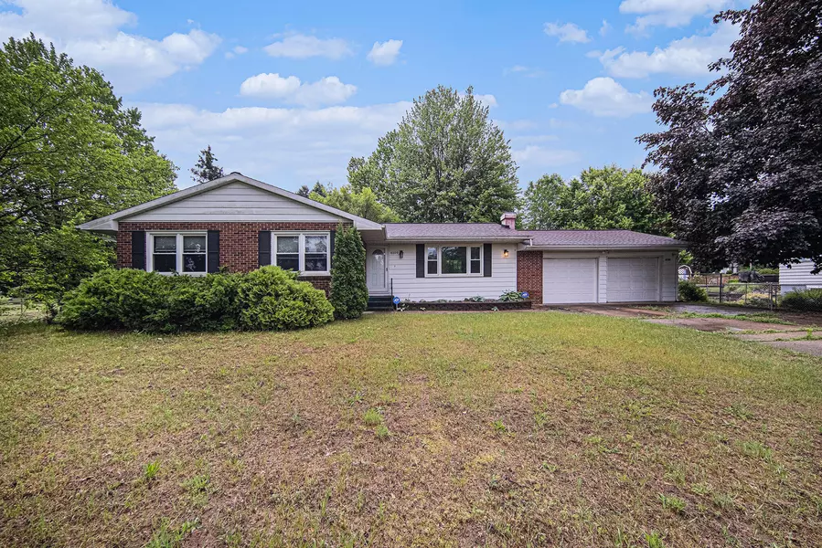 6109 Young Road, Jackson, MI 49201