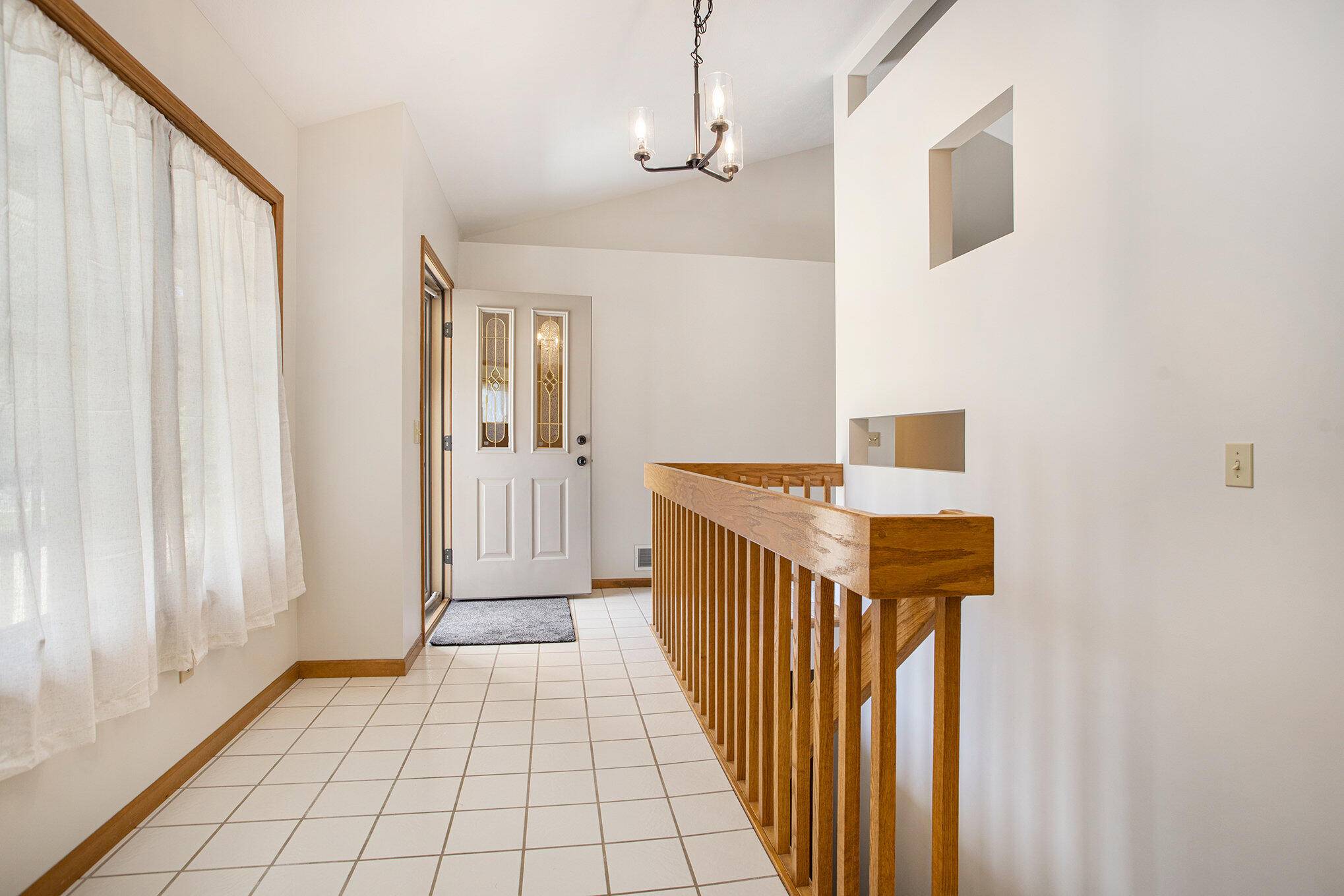 Kalamazoo, MI 49009,3369 Pondview Drive